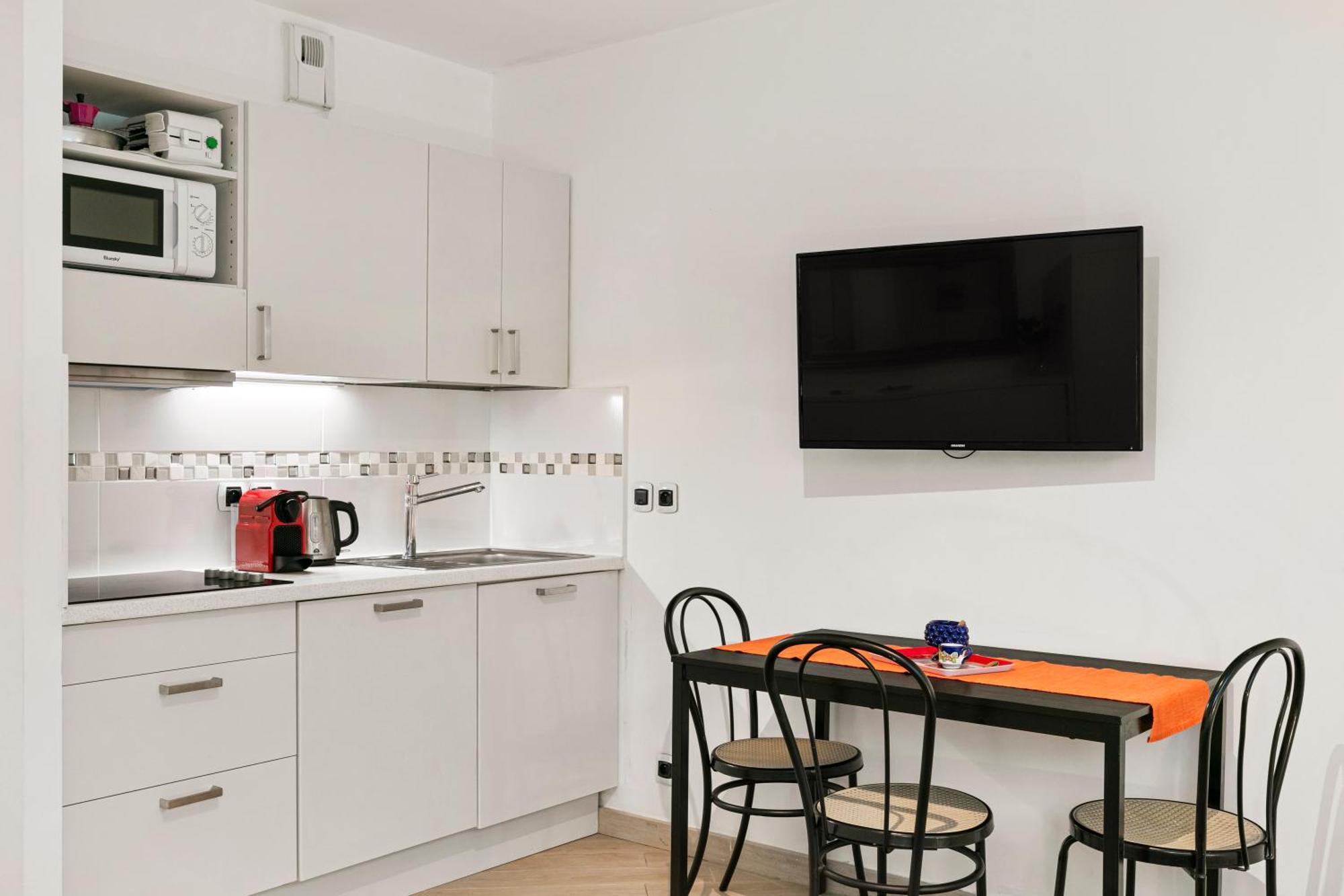 Les Oranges Five Stars Holidayhouse Niza Exterior foto