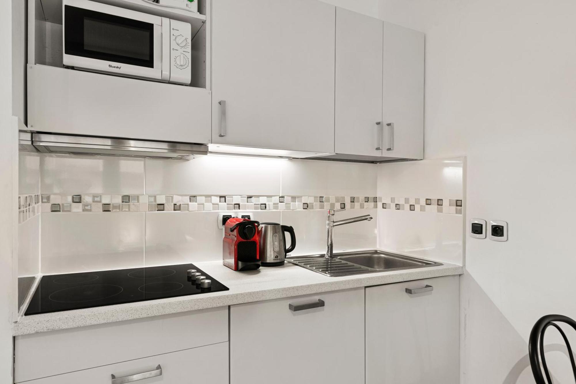 Les Oranges Five Stars Holidayhouse Niza Exterior foto